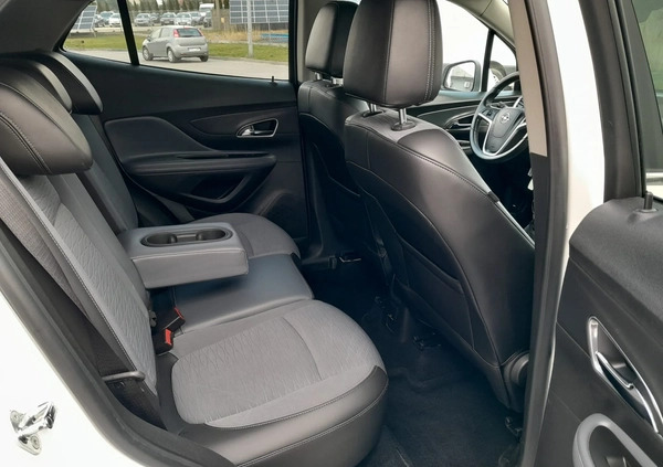 Opel Mokka cena 38500 przebieg: 152148, rok produkcji 2015 z Andrychów małe 137